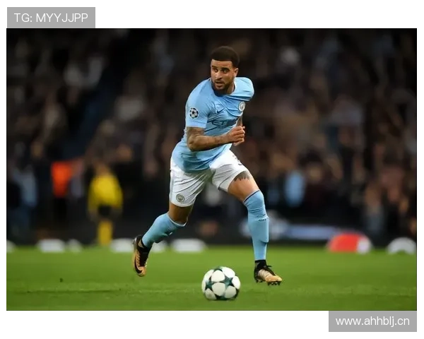 阿什拉夫：三后卫体系中的进攻型边翼卫解析