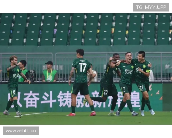 北京国安中场缺少关键连接点，组织推进受阻影响进攻流畅性